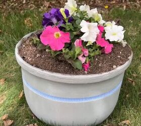 27 Best Ways to Fill The Bottom of a Large Planter - Single Girl's DIY