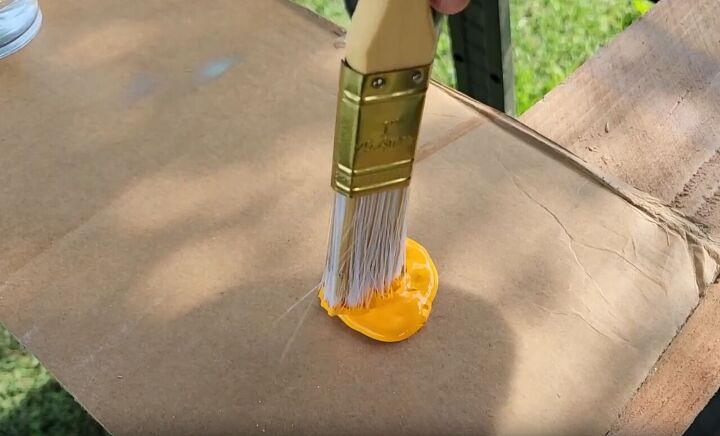 DIY fan blade painting tutorial