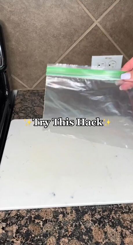 Dividing sandwich bags