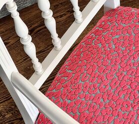 asiento chic makeover tapizado de asientos de sillas, tapizar asiento de silla diy tela roja y turquesa utilizada para tapizar el asiento de la silla