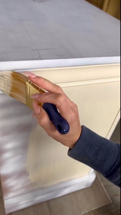Need a Furniture Makeover? Try This Faux Wood Grain Painting Technique ...