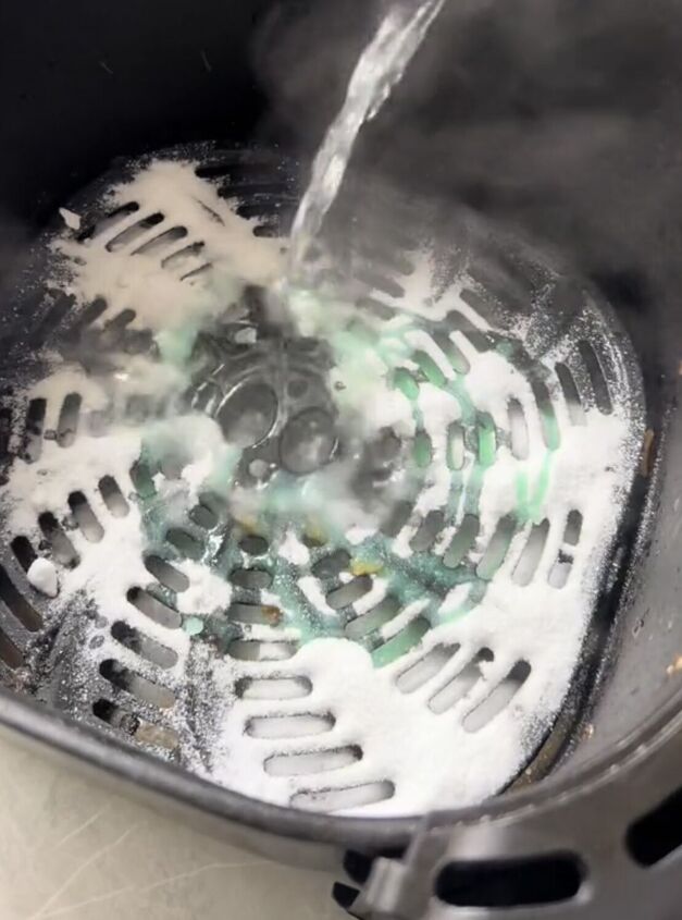 Washing up liquid and bicarbonate of soda