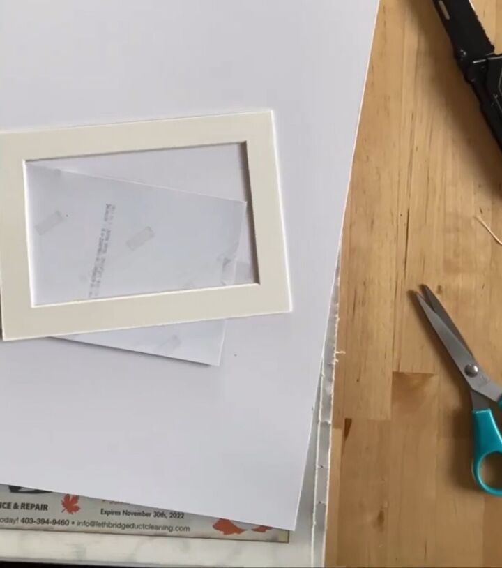 custom picture frame inserts, Inserting the picture