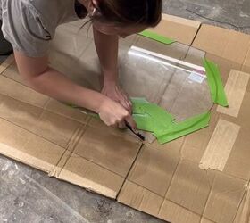 furniture flip, Tracing the template on the glass