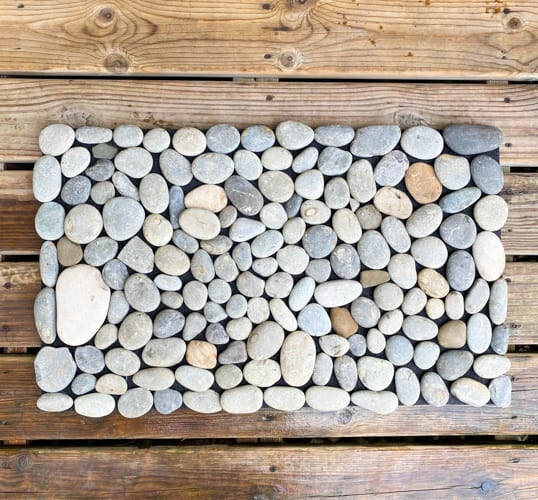 How to create a spa-like feel in your home with this DIY rock mat ...