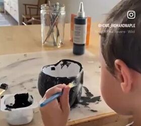 acrylic paint and baking soda vase, Applying the paint
