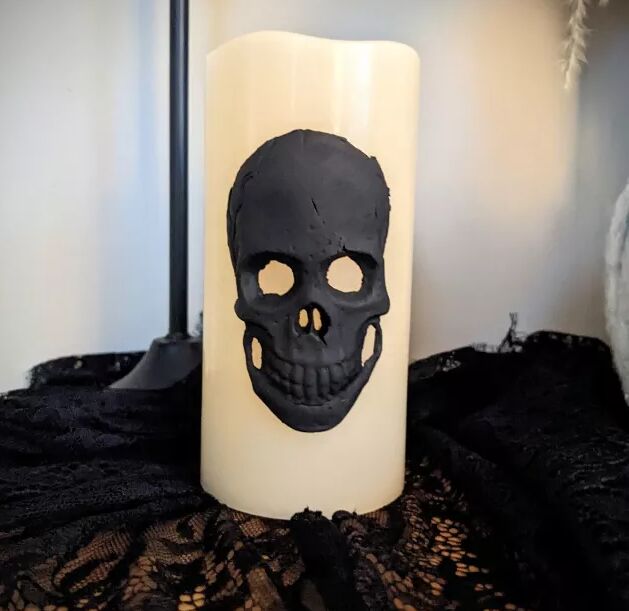 DIY Halloween skull candle
