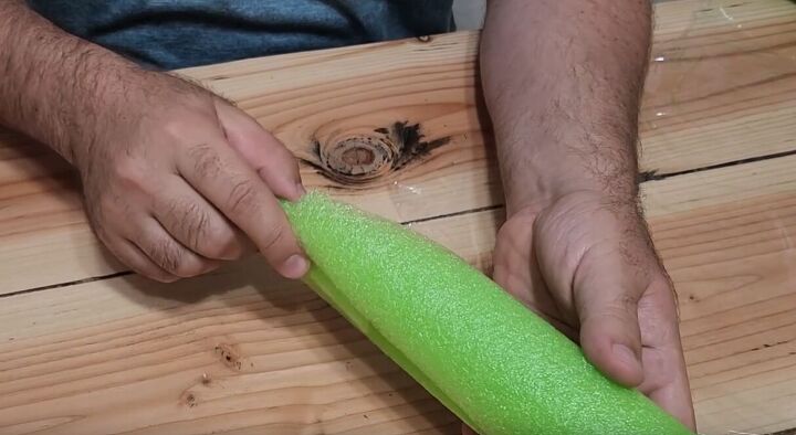 Step-by-step guide to making a spooky Halloween arch with pool noodles