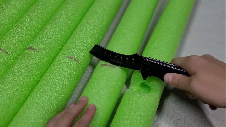 Cutting a triangle in the pool noodle