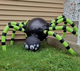 How to make sale a giant spider