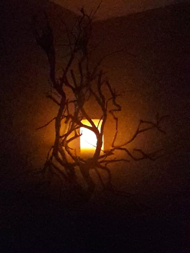 How to Create a Hauntingly Beautiful Halloween Wall Light in Minutes