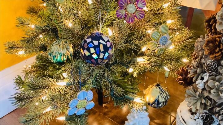 Easy DIY Christmas ornaments
