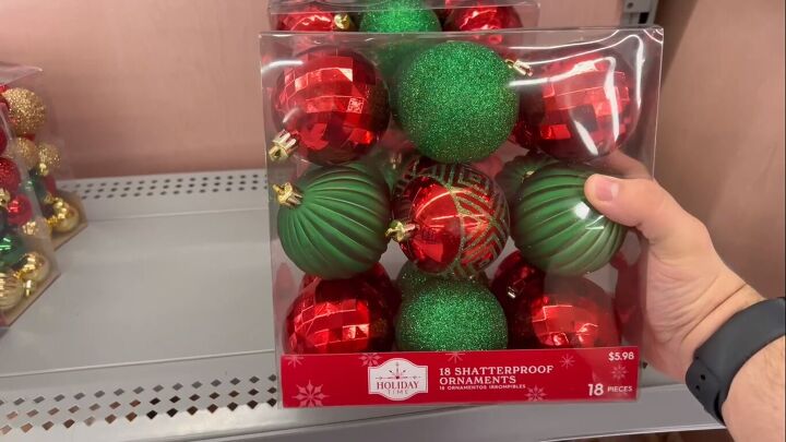 Buying cheap Christmas ornaments