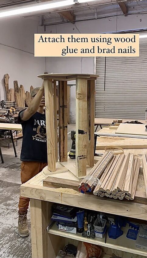 diy fluted side table, Applying wood glue to the rounds