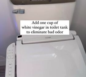 how to make a bathroom smell good, Putting white vinegar in the toilet tank