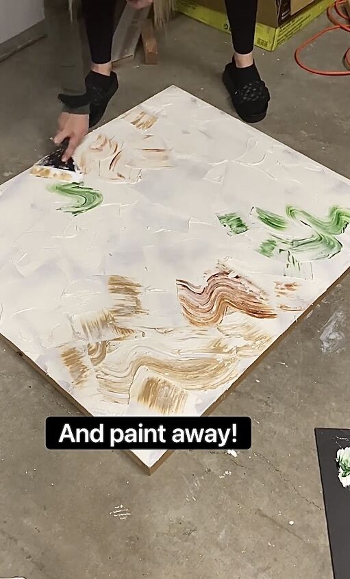 joint compound art, Creating swirls with a palette knife