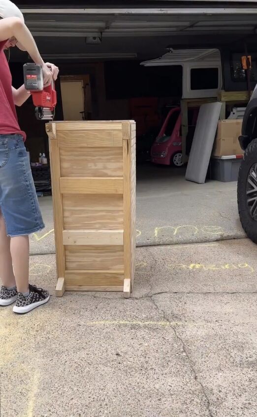 diy toy box, Adding trim and feet to the toy box