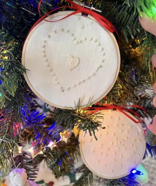 Fabric embroidery hoop ornaments