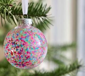 5 Creative Ways to Fill Clear Christmas Ornaments –