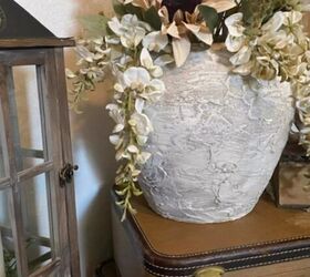 How to Easily Make a DIY Textured Vase With Joint Compound