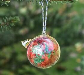 DIY glitter ornament