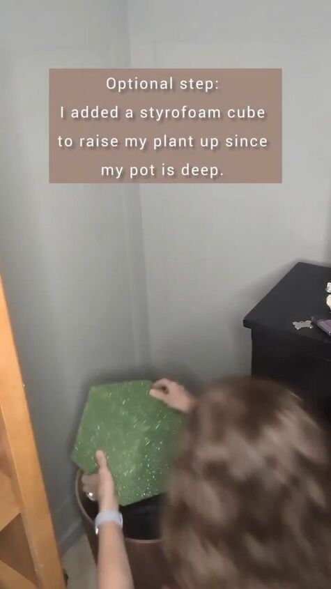 how to make fake plants look real, Adding a styrofoam cube at the bottom