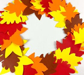 guirnalda otoal de hojas de papel divertida y festiva, Corona de hojas