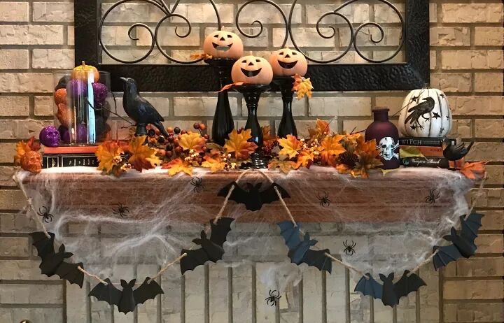 How to style a Halloween mantel