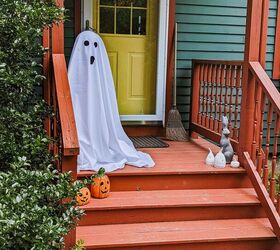 fantasmas iluminados diy para la decoracin del porche de halloween, Un poco espeluznante verdad S