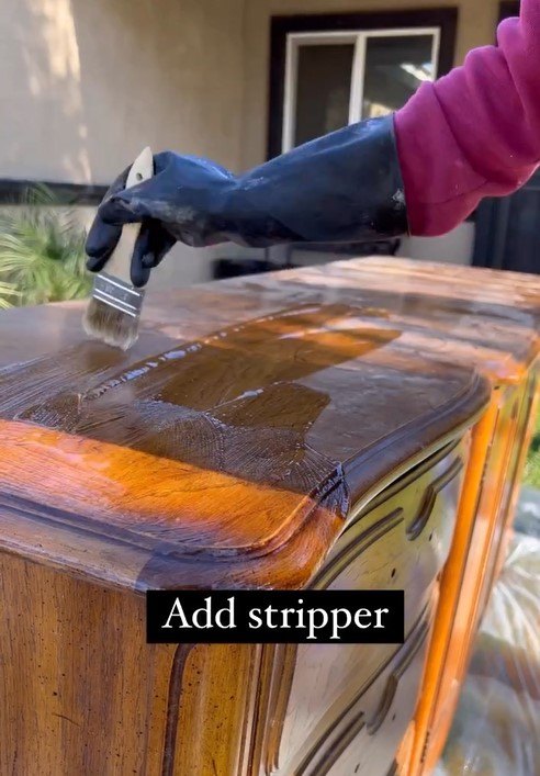 Applying paint stripper
