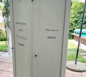 vestidor para llevar usando puertas antiguas