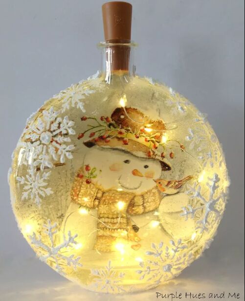 Light-up decoupage ornaments