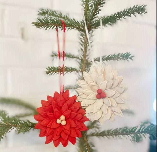 diy rustic christmas ornaments, Pumpkin seed poinsettia ornaments