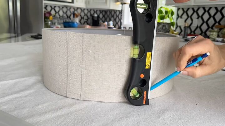 lampshade makeover crafting with straws, Drawing lines on a drum shade with a pencil