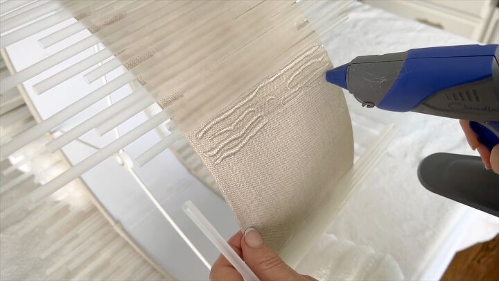 lampshade makeover crafting with straws, Apply glue directly to the lampshade