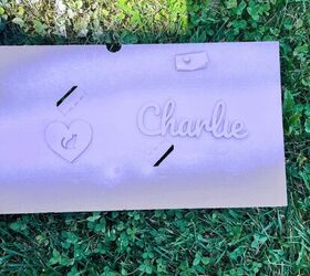 letrero de gato diy, Pintar aerosol Charlie Sign