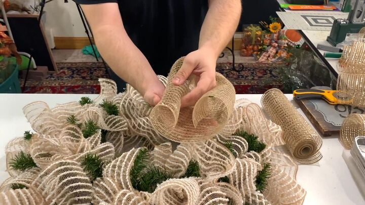 Using the curl technique on the champagne colored mesh