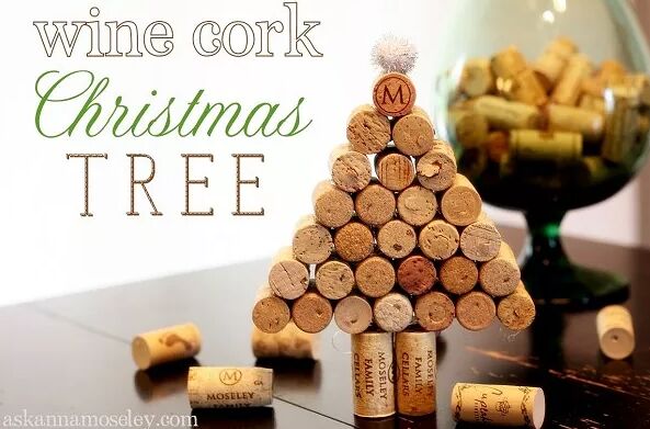 Wine cork Christmas trees