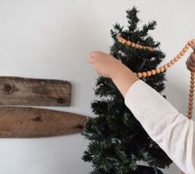 wood bead garland, Decorating a Christmas tree for fall season