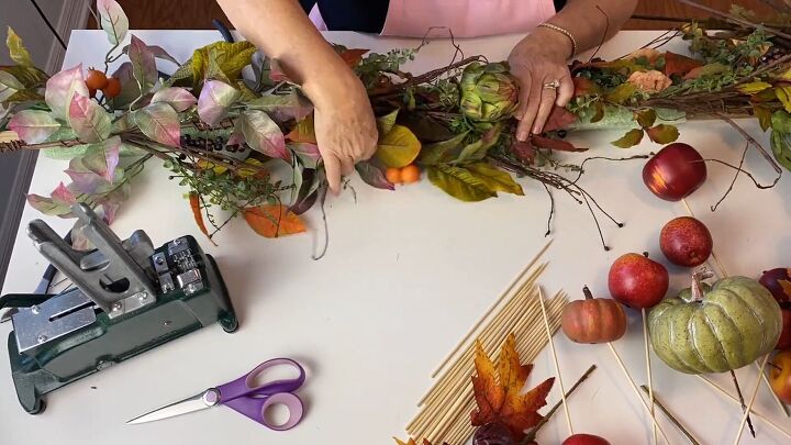 Fall Door Decorating: How to Create Stunning DIY Garlands | Hometalk