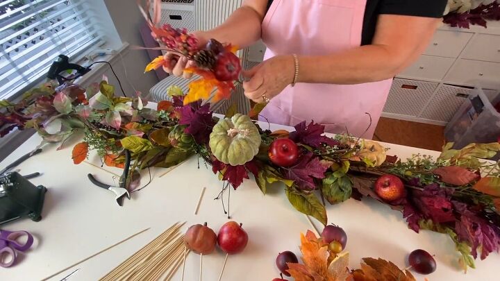 Fall Door Decorating: How to Create Stunning DIY Garlands | Hometalk
