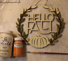 cmo transformar un cartel hello fall de madera con pintura y decoraciones, Pintura acr lica y cartel Hello Fall pintado