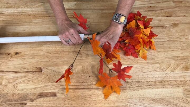 Shaping the leaves on the plunger into a tree shape