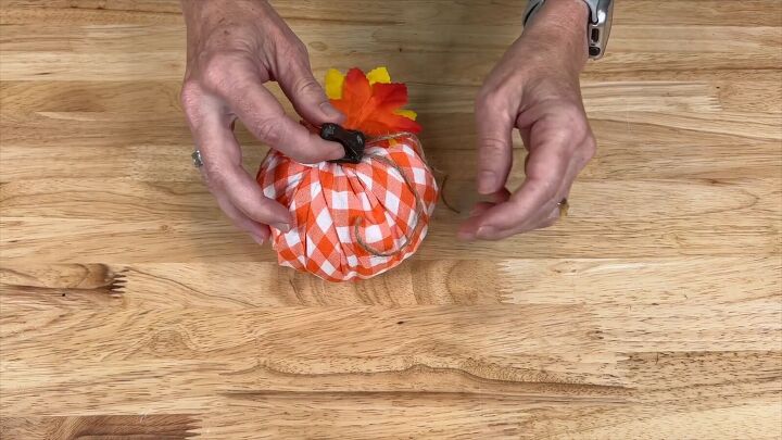 Dollar Tree fall craft ideas