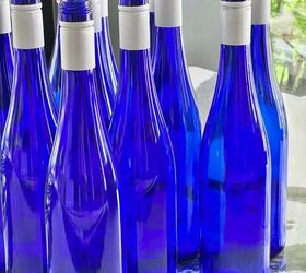 cmo hacer un arreglo floral con botellas de vino y etiquetas, c mo hacer etiquetas para vino una agrupaci n de botellas de vino azules
