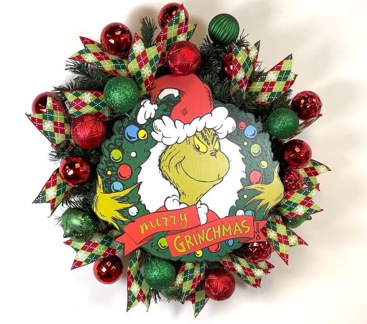 DIY Grinch wreath