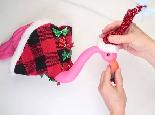 Christmas yard flamingo