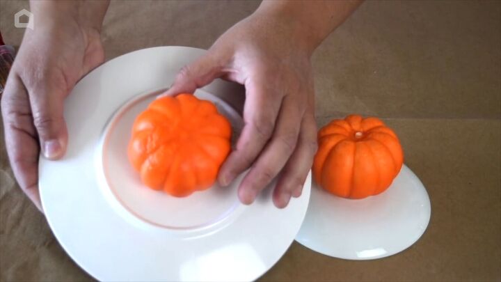 Dollar store pumpkin craft project