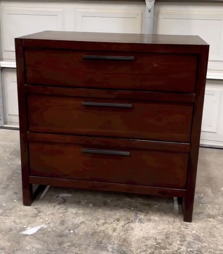 light finish dresser, Old dresser before the DIY project