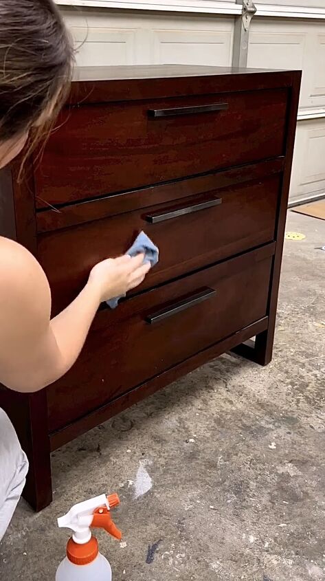 light finish dresser, Cleaning the dresser